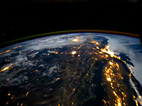 Видео с орбитальной международной космической станции