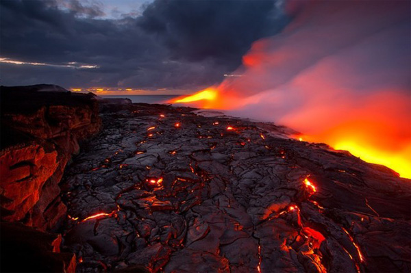 Вулканическая лава фото