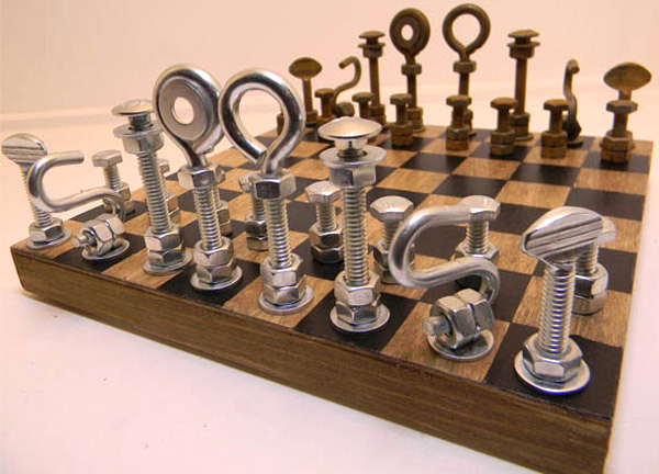 Металлические шахматы фото